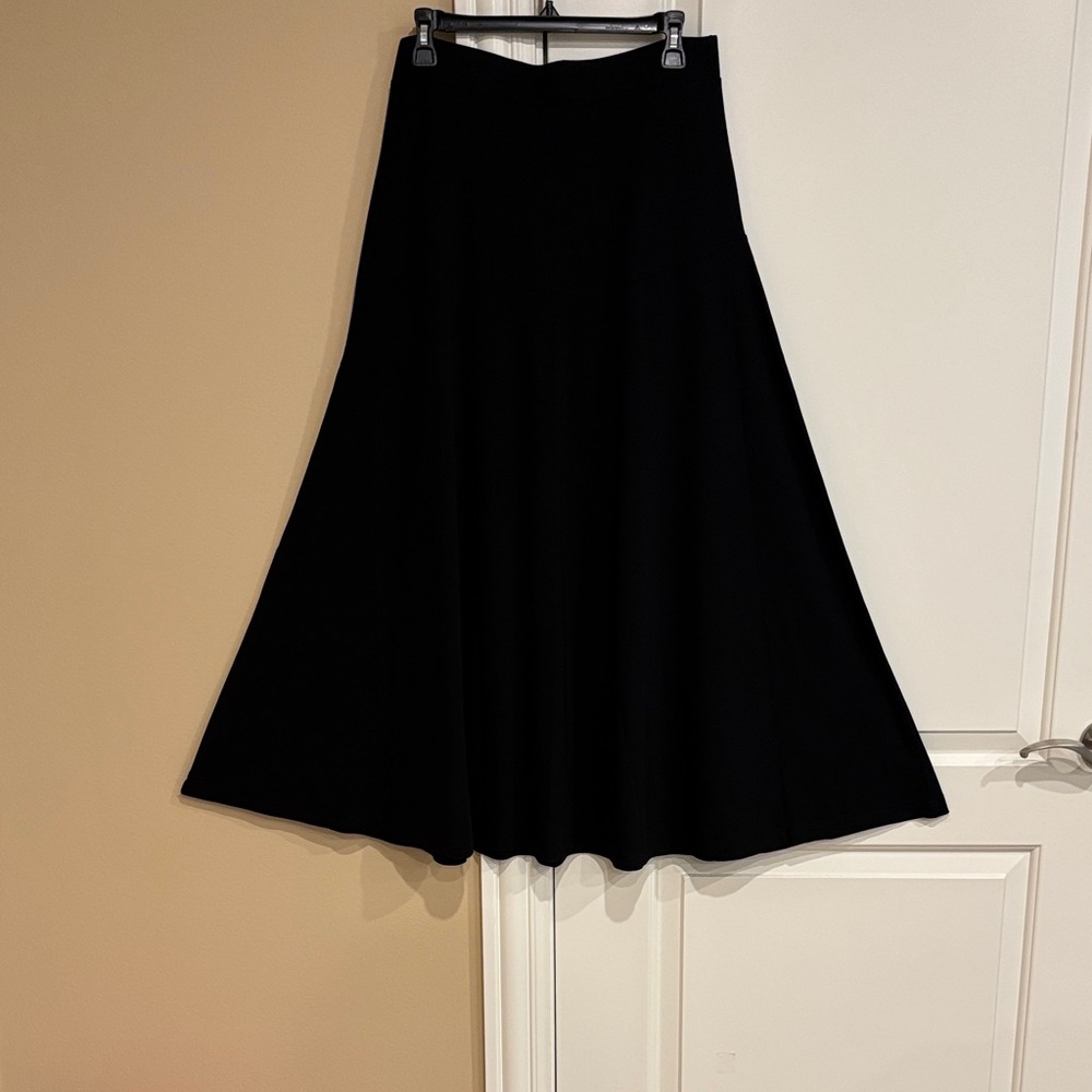 Patrizia Luca Milano Skirt. Size L. NWOT.